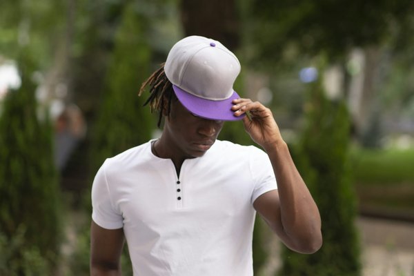 Casquettes : accessoire incontournable pour un look urbain et décontracté